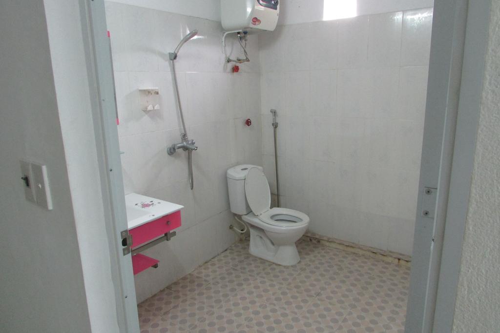 River Queen Guest House Ха Жианг Екстериор снимка